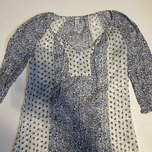 Old Navy Blue and White Floral Blouse